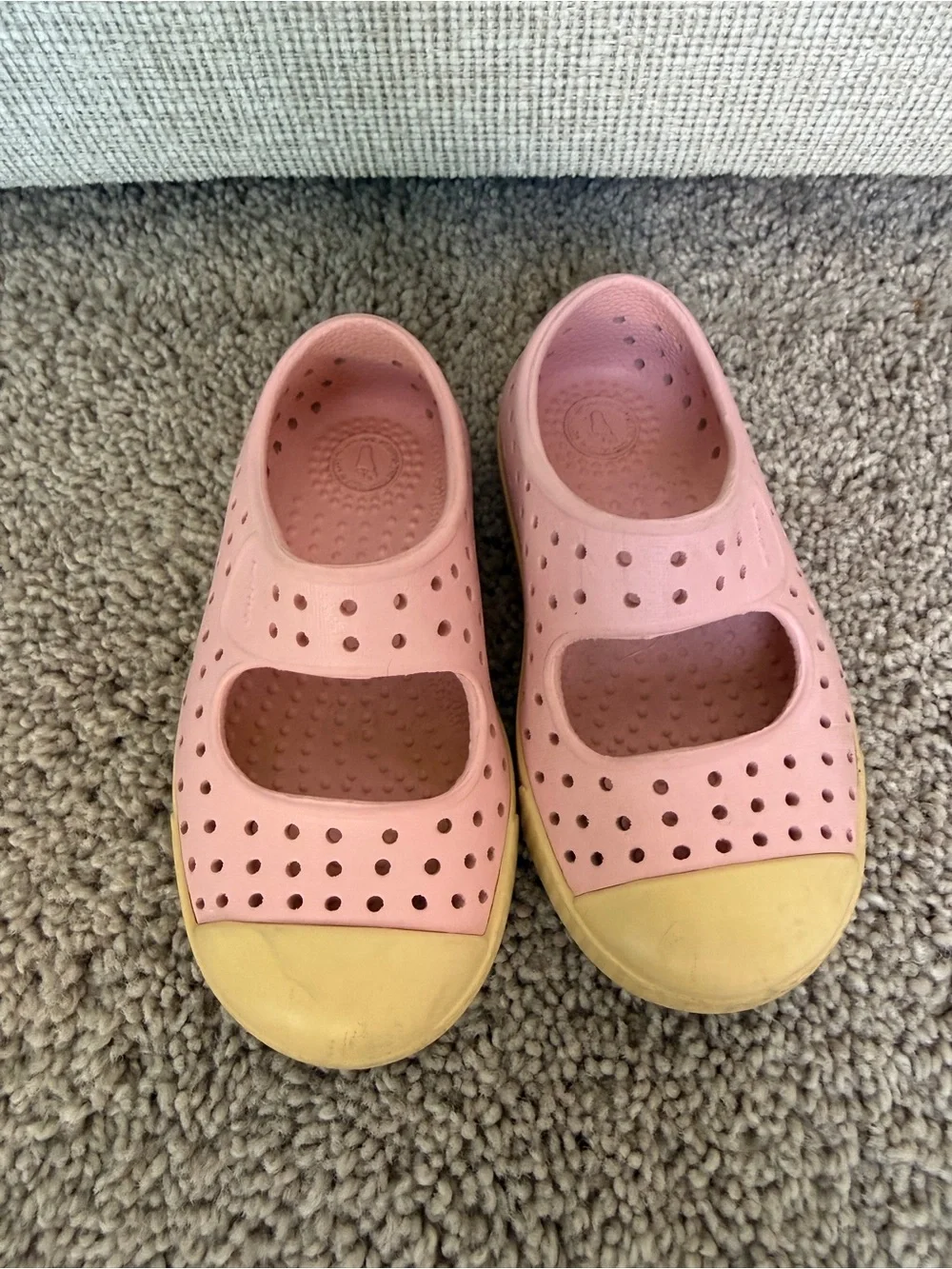 Native Kids Pink Slip-On Water Shoes with Yellow Toe Caps 6C